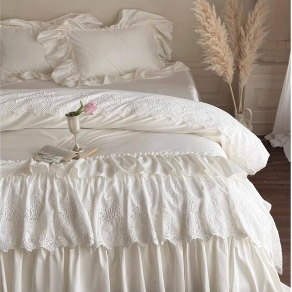 Beige Ruffle Duvet Set - Picture 2 of 9